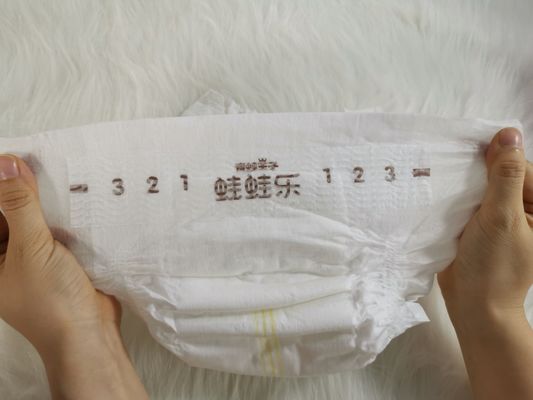 Пеленка младенца супер абсорбции наградная устранимая подгоняла