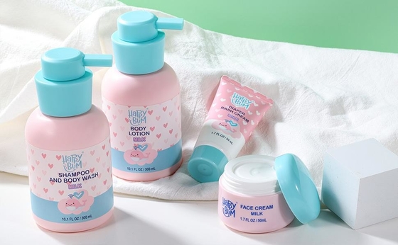 Подарок нежных и Nurishing ингредиента Moisturizing младенца ванны устанавливает клубнику